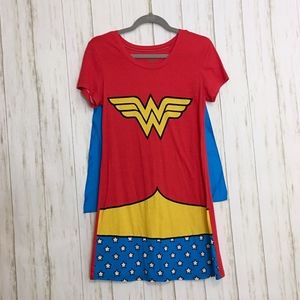 Wonder Woman Tunic Tee With Detachable Cape